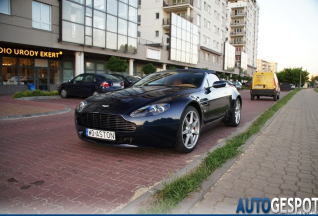 Aston Martin V8 Vantage Roadster