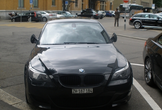 BMW M5 E60 2005