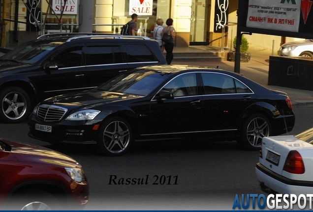 Mercedes-Benz S 63 AMG W221 2010