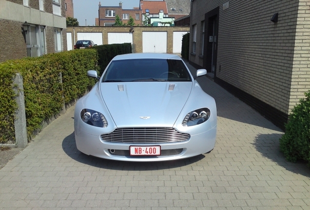 Aston Martin V8 Vantage N400