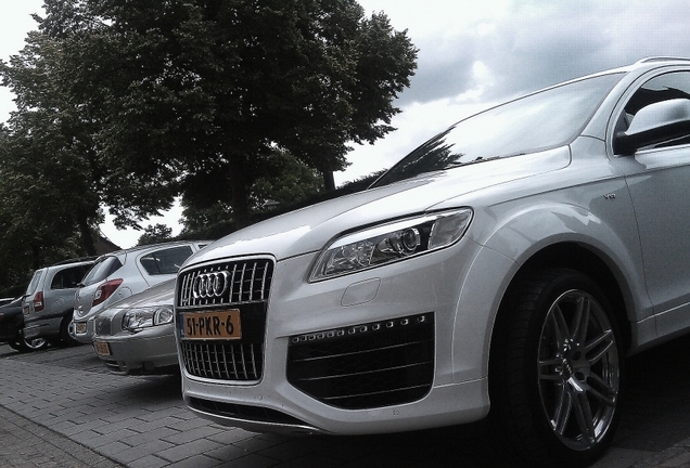 Audi Q7 V12 TDI