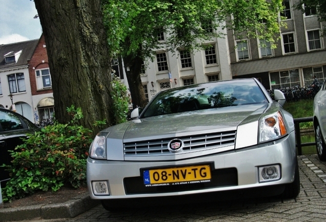 Cadillac XLR