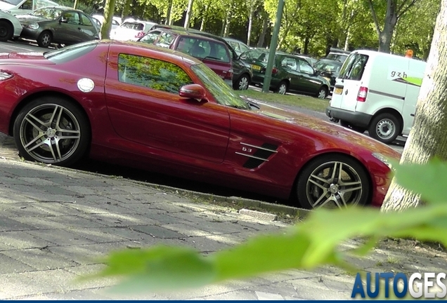 Mercedes-Benz SLS AMG