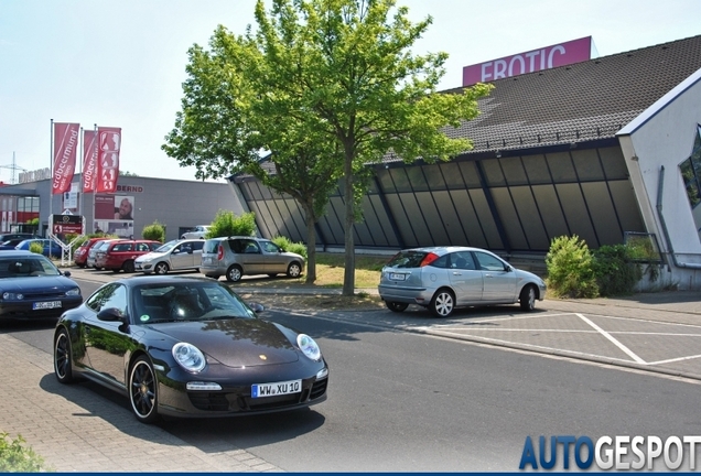 Porsche 997 Carrera GTS