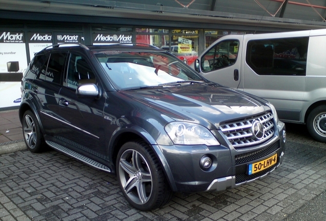 Mercedes-Benz ML 63 AMG 10th Anniversary