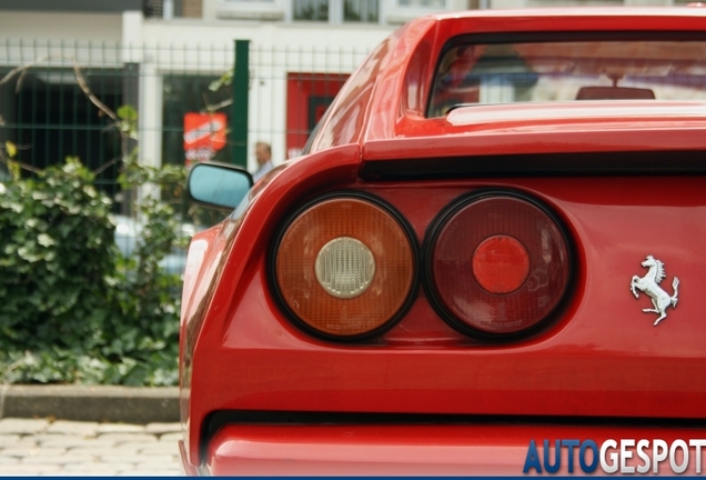 Ferrari 328 GTS