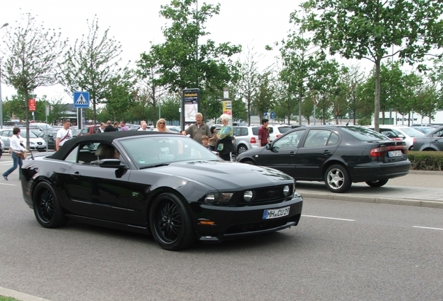 Ford Mustang GT Convertible 2010