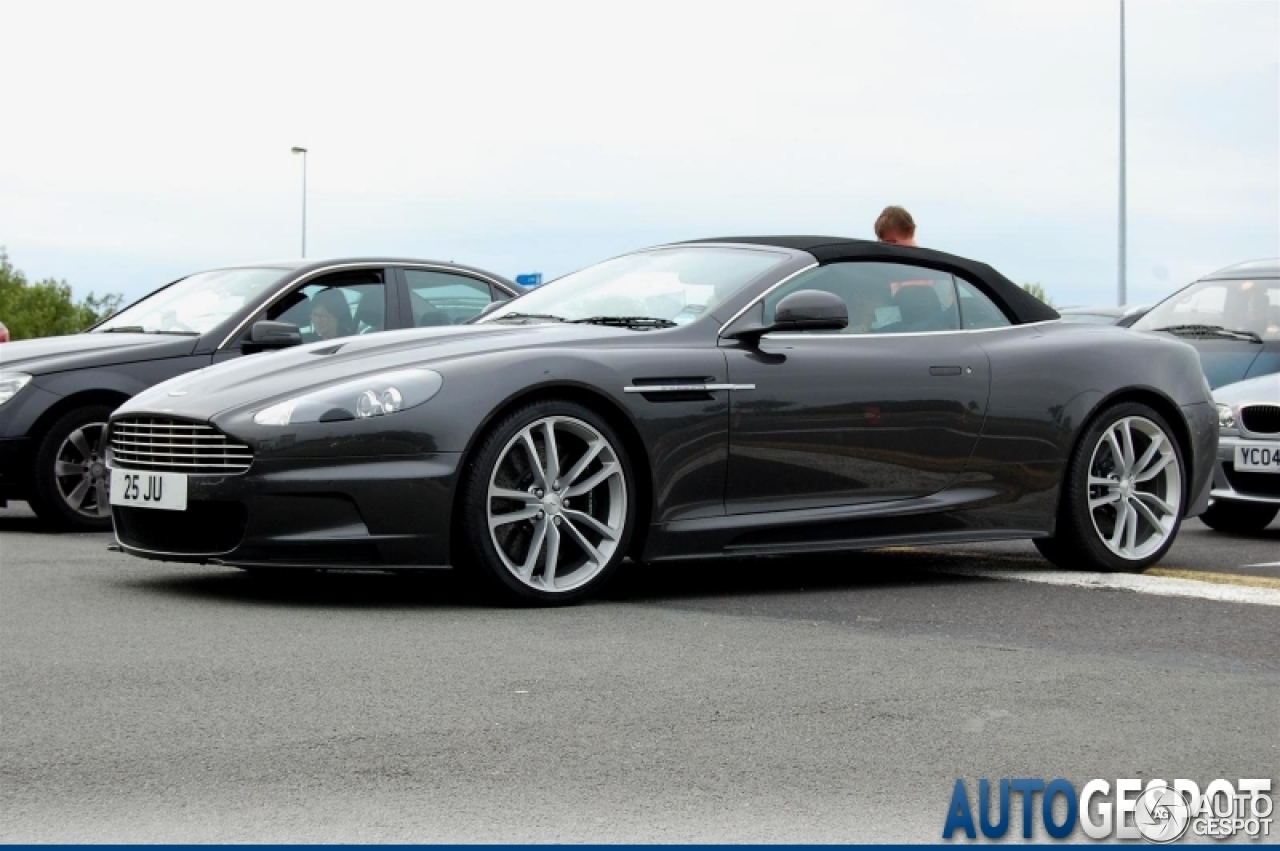 Aston Martin DBS Volante