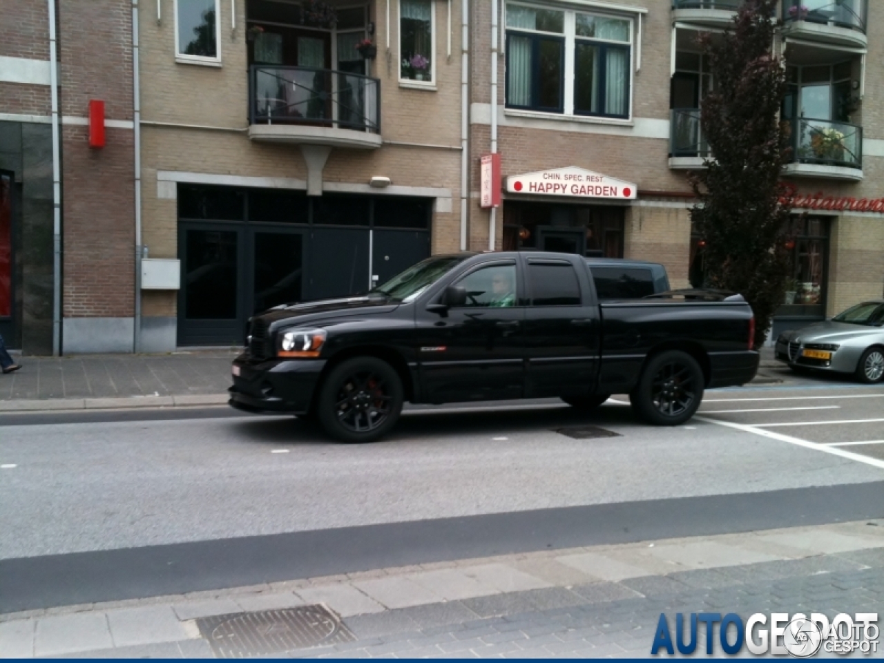 Dodge RAM SRT-10 Quad-Cab Night Runner