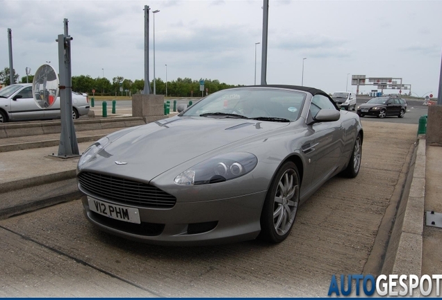 Aston Martin DB9 Volante