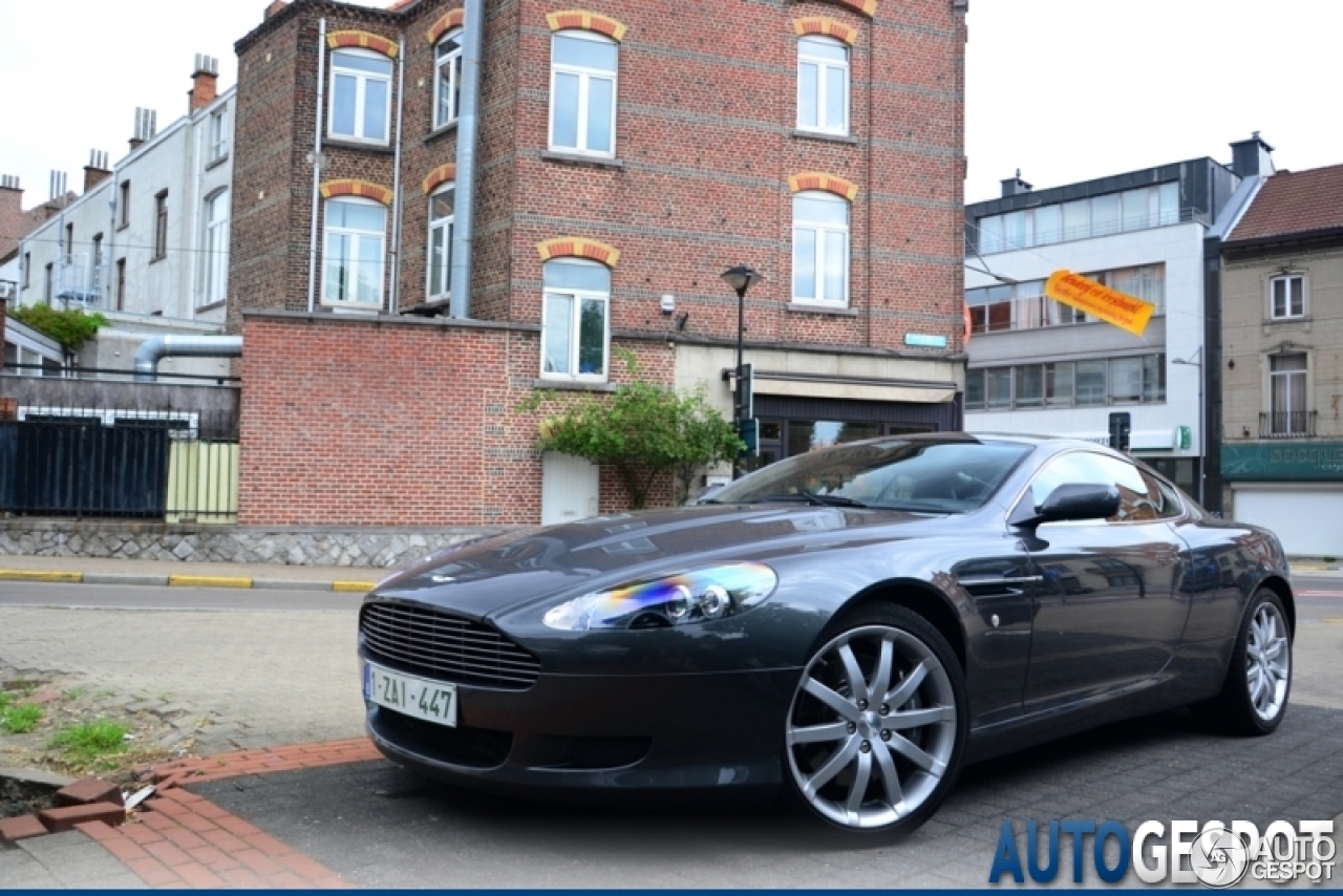 Aston Martin DB9