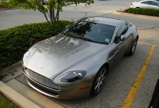 Aston Martin V8 Vantage