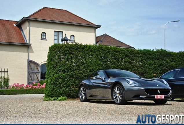 Ferrari California