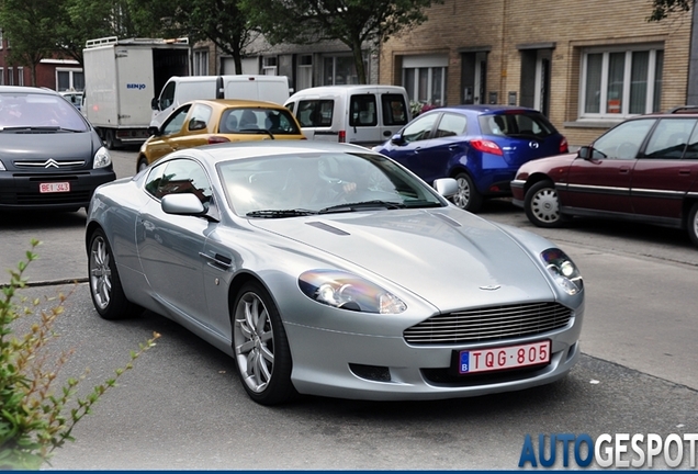 Aston Martin DB9