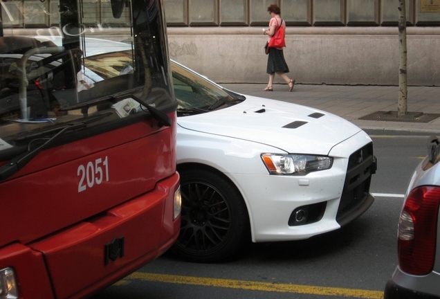 Mitsubishi Lancer Evolution X