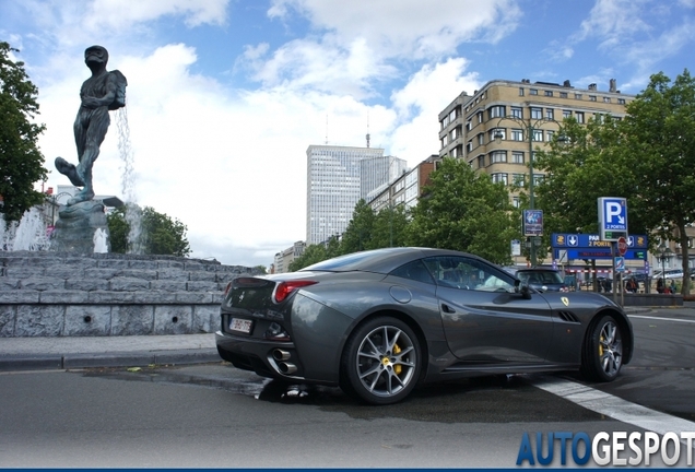 Ferrari California