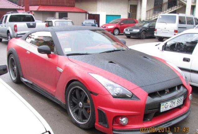 Nissan GT-R WALD Sports Line Black Bison Edition