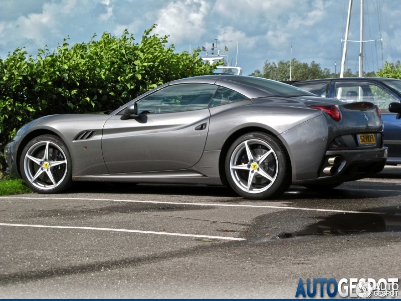 Ferrari California