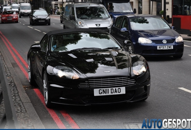 Aston Martin DBS Volante