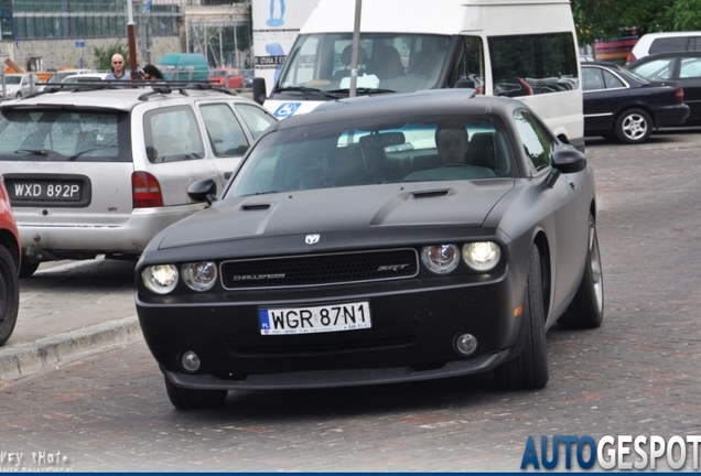 Dodge Challenger SRT-8