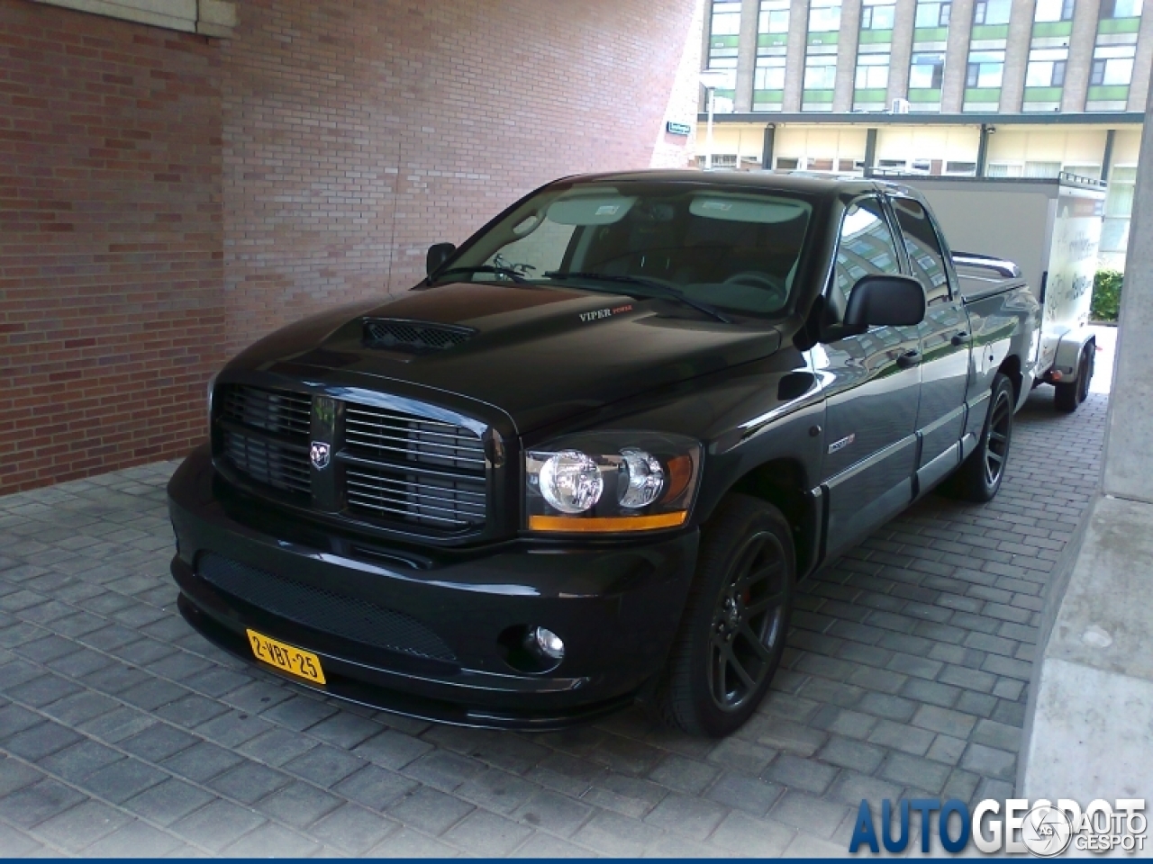 Dodge RAM SRT-10 Quad-Cab Night Runner