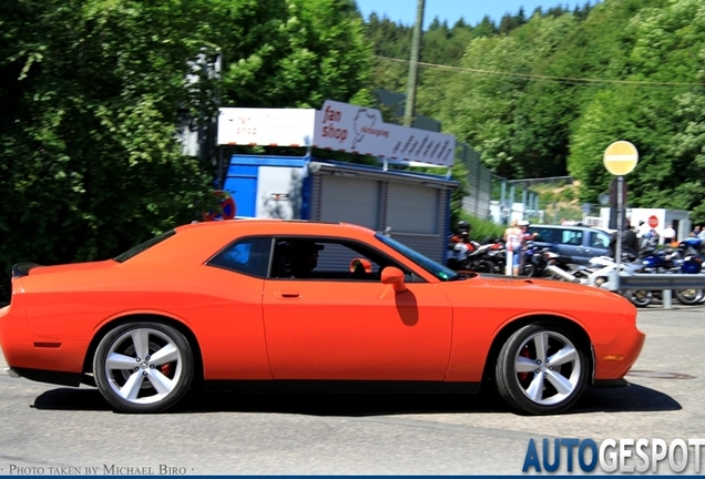 Dodge Challenger SRT-8