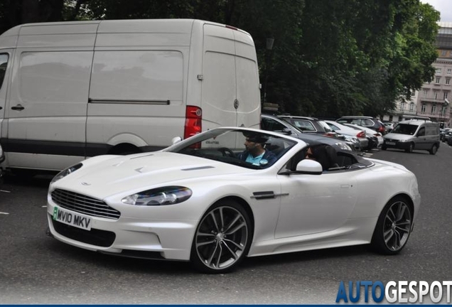 Aston Martin DBS Volante