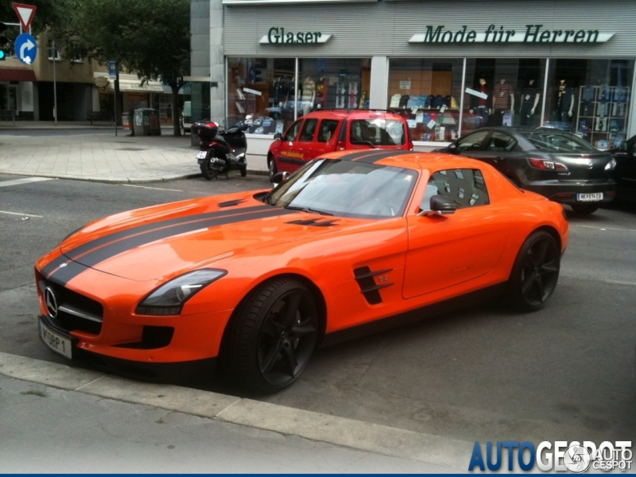 Mercedes-Benz SLS AMG