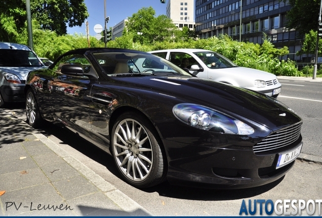 Aston Martin DB9 Volante