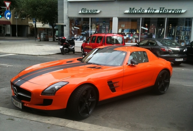 Mercedes-Benz SLS AMG