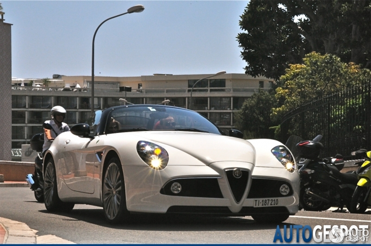 Alfa Romeo 8C Spider