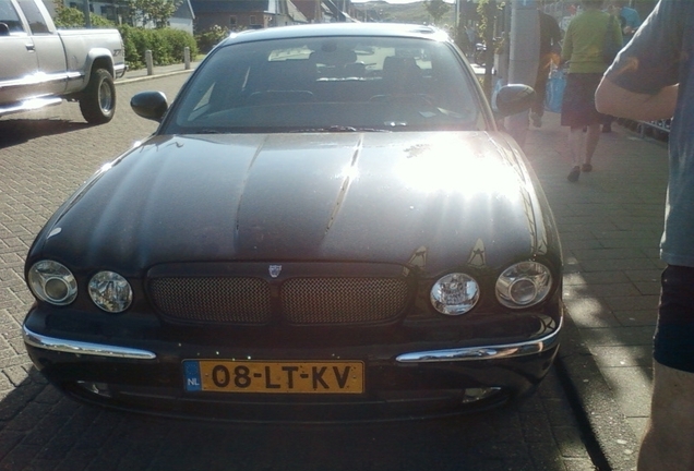 Jaguar XJR