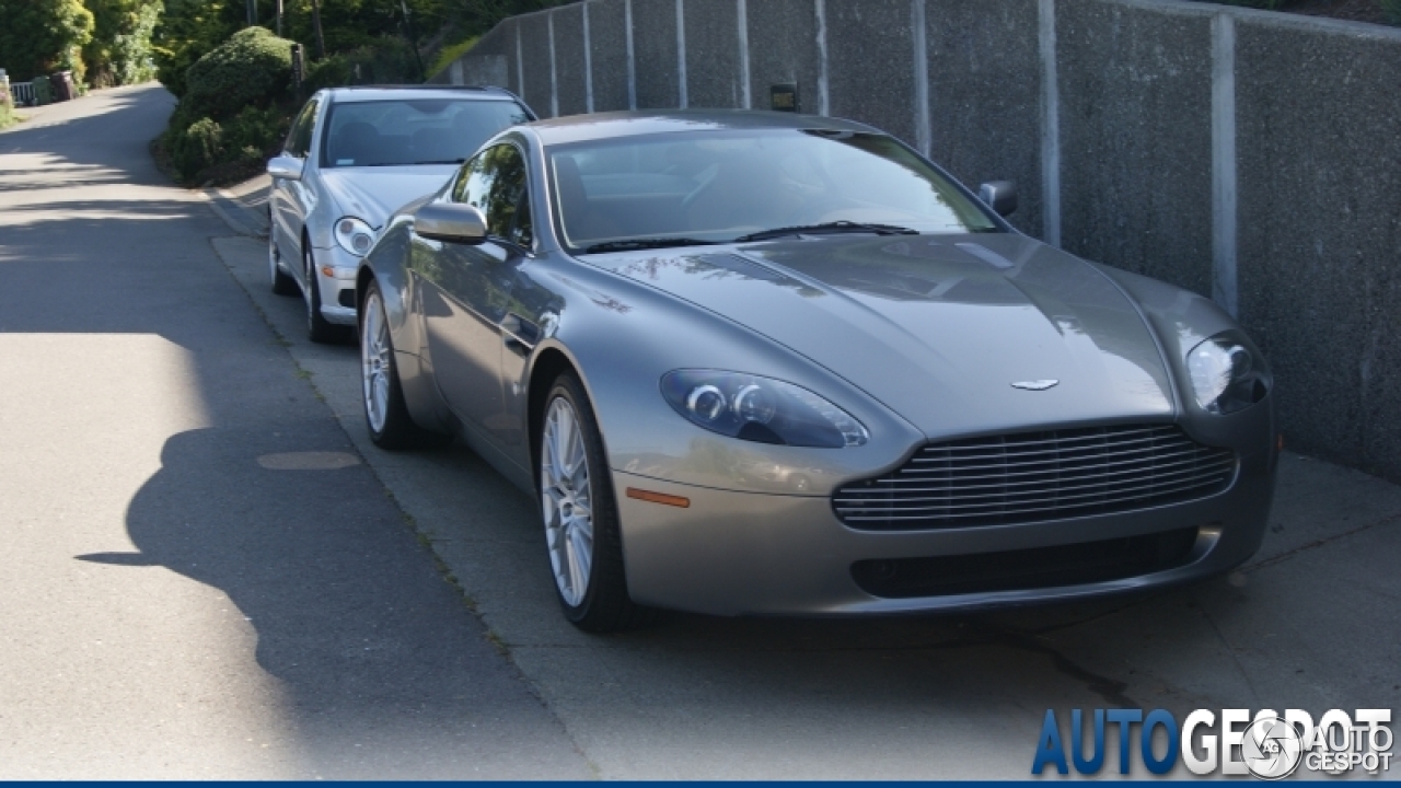 Aston Martin V8 Vantage