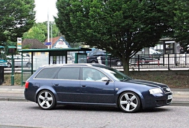 Audi RS6 Avant C5