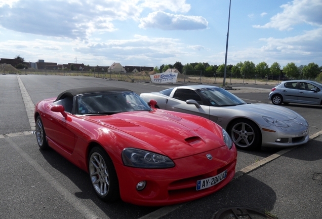 Dodge Viper SRT-10 Roadster 2003