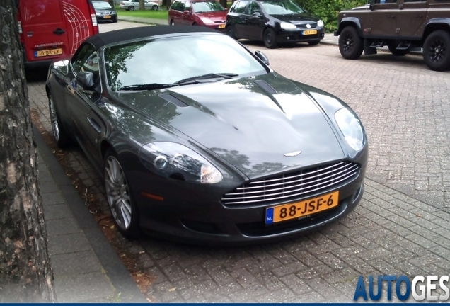 Aston Martin DB9 Volante