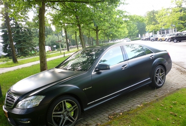 Mercedes-Benz S 65 AMG V221 2010