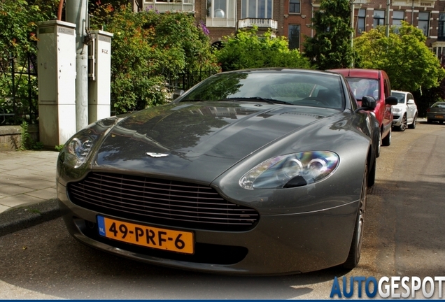 Aston Martin V8 Vantage