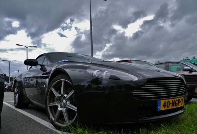 Aston Martin V8 Vantage Roadster