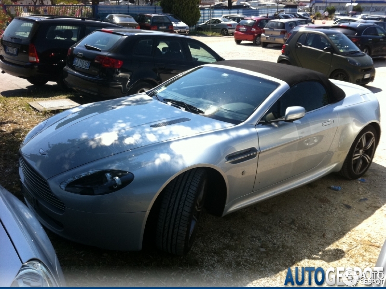 Aston Martin V8 Vantage N400 Roadster