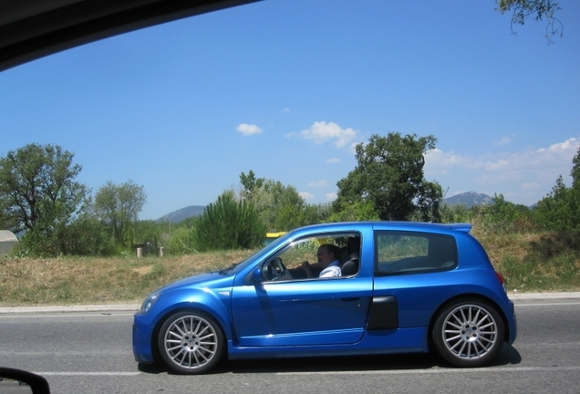 Renault Clio V6 Phase II