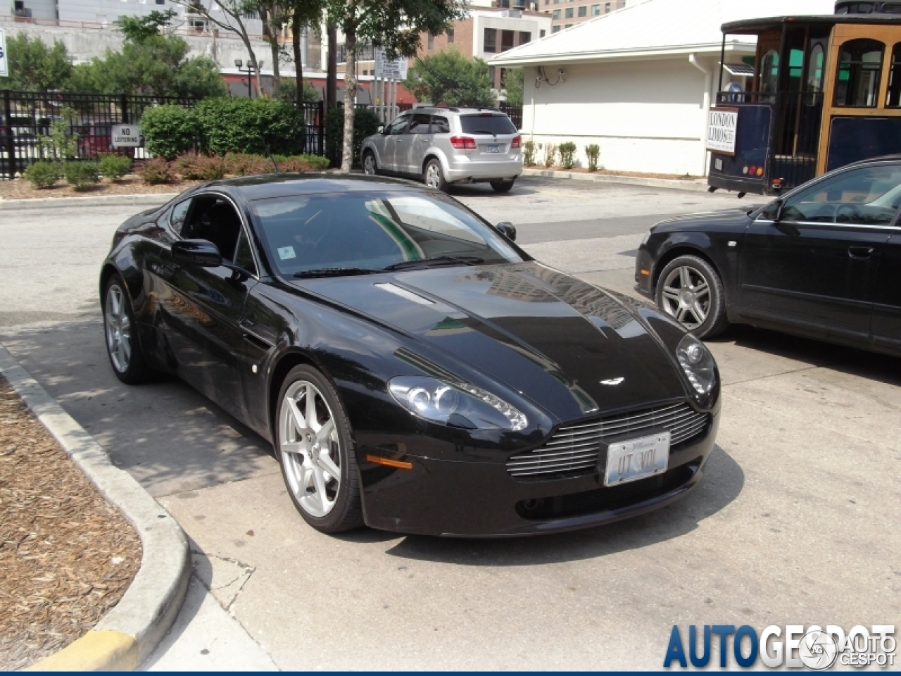 Aston Martin V8 Vantage