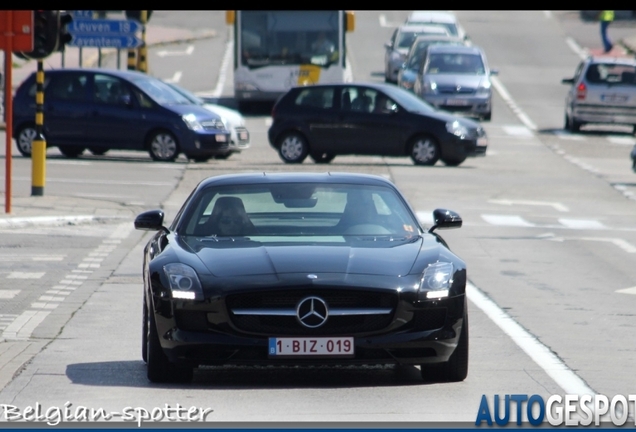 Mercedes-Benz SLS AMG