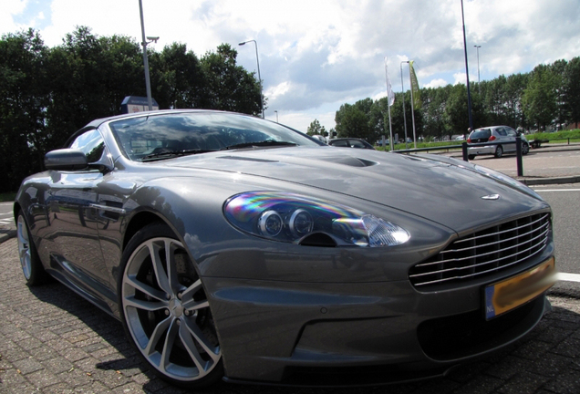 Aston Martin DBS Volante