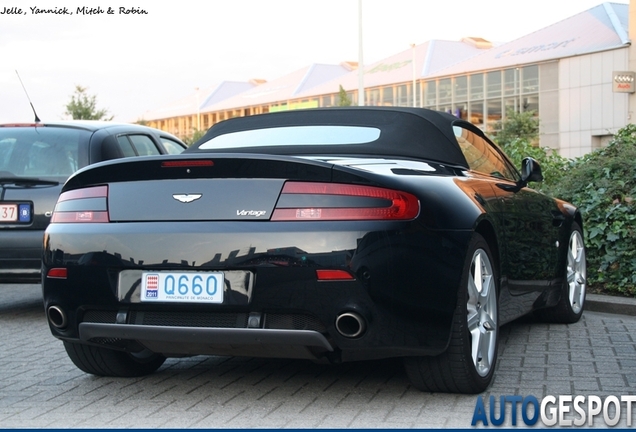 Aston Martin V8 Vantage Roadster