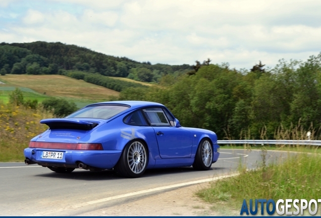 Porsche 964 Carrera RS