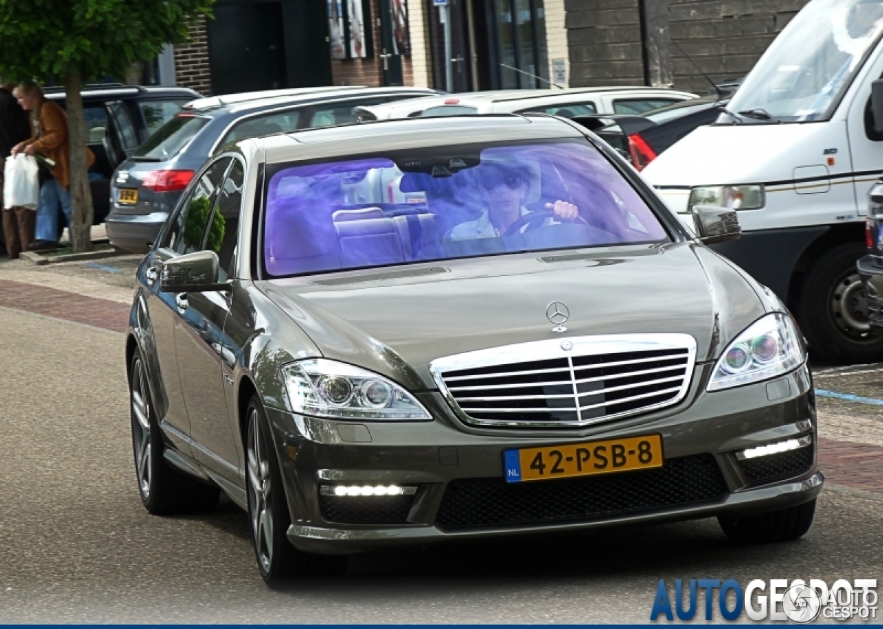 Mercedes-Benz S 63 AMG W221 2011