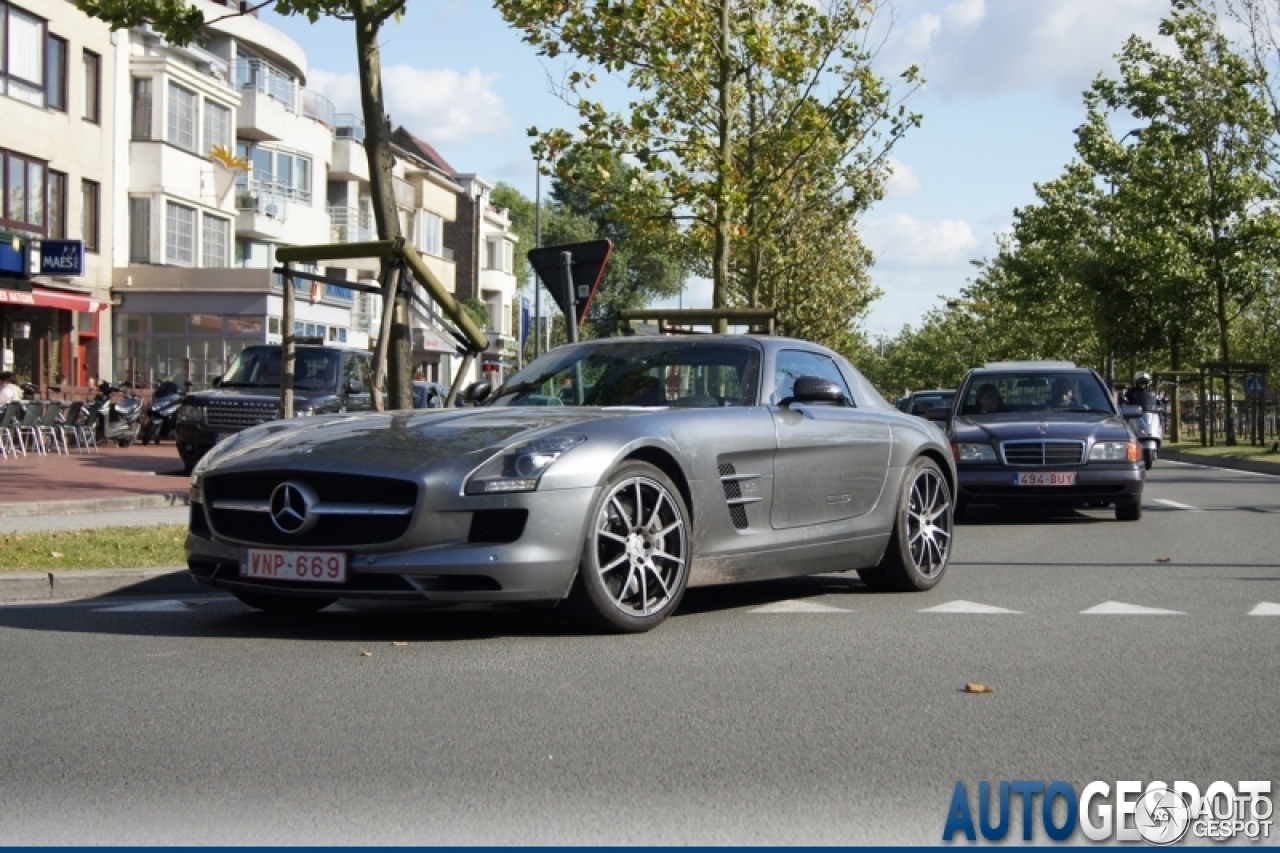 Mercedes-Benz SLS AMG