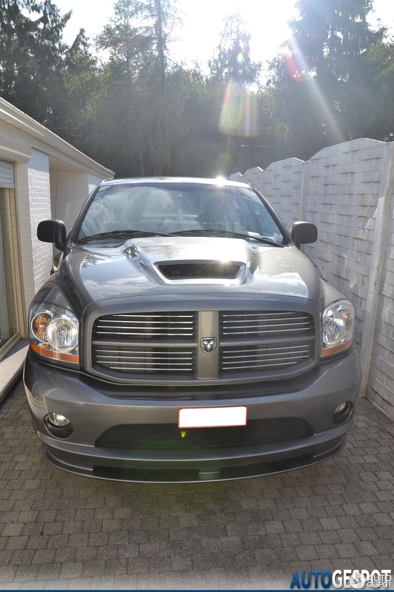 Dodge RAM SRT-10 Quad-Cab