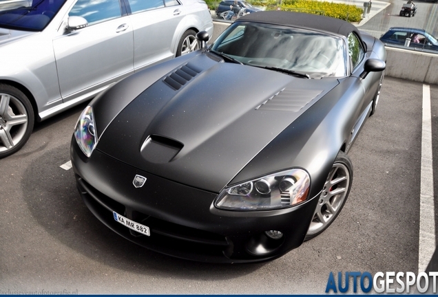 Dodge Viper SRT-10 Roadster 2003